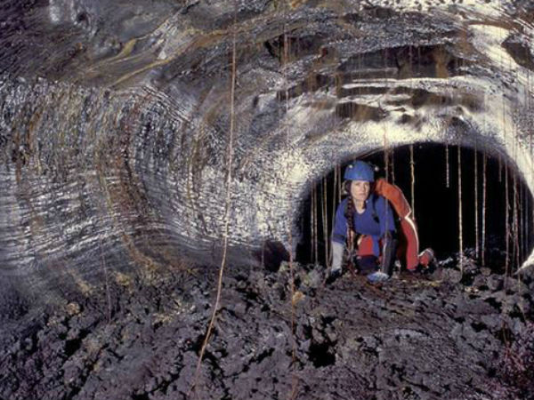 रहस्यमयी गुफा रहस्यमयी गुफा