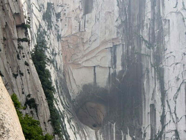 मुंबई की कंधारी गुफा मुंबई की कंधारी गुफा