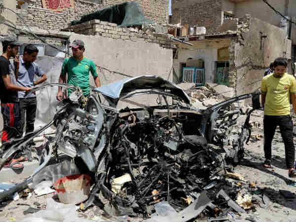 किसको मानें किसको मानें