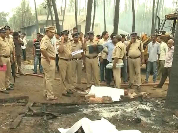 राष्ट्रपति ने दिये 50 हजार 