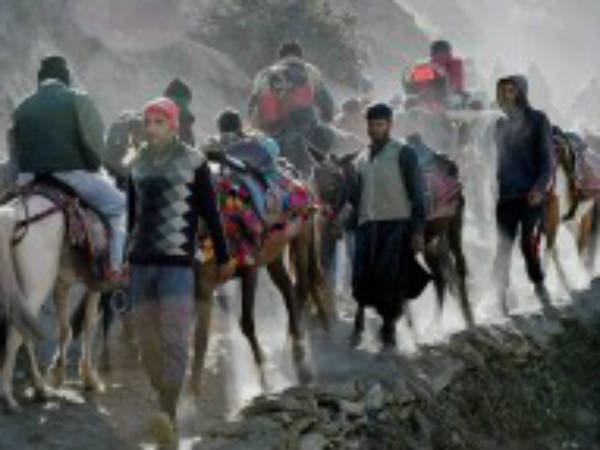 1,93,000 तीर्थ यात्री