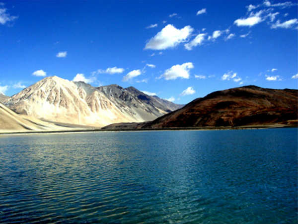 पेंगोंग झील पर जताया हक 