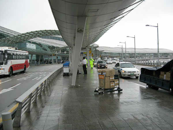  इनचन हवाई अड्डा 