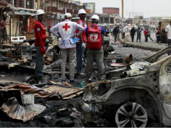 बस अड्डे पर हमला 