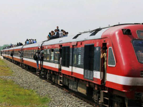 ट्रेन में होंगे 12 कोच ट्रेन में होंगे 12 कोच