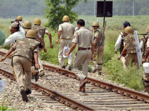 सुरक्षित माहौल दे रेलवे