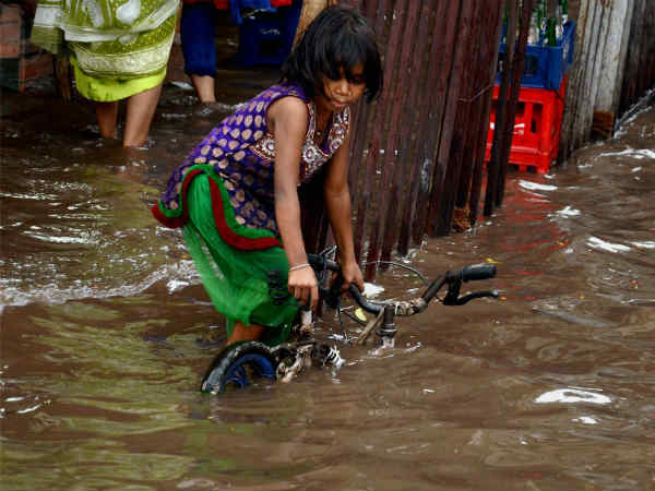कोलकाता में बारिश 