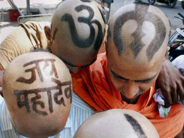 श्रद्धालुओं की भक्त‍ि 