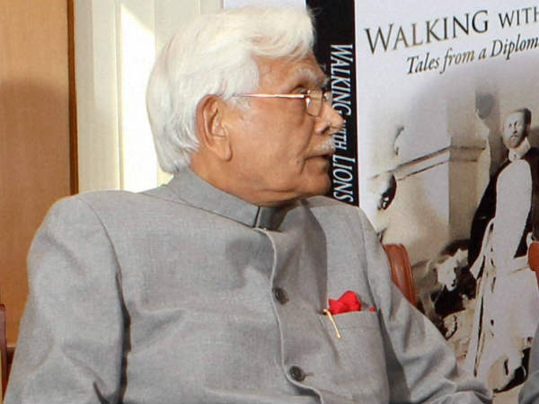 प्रश्न: नटवर जी आपने अपनी किताब का नाम One Life Is Not Enough क्यों रखा?