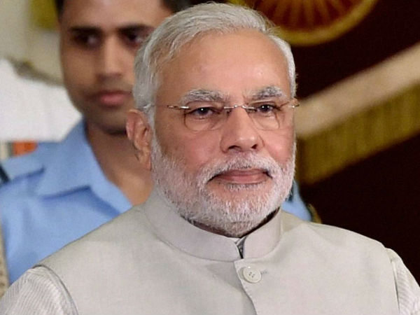 Narendra Modi arrives in Nepal to a rousing welcome Narendra Modi arrives in Nepal to a rousing welcome