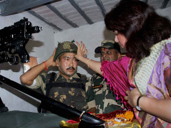 रक्षा सूत्र क्यों बांधा जाता है ? रक्षा सूत्र क्यों बांधा जाता है ?