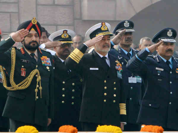 अफसर को मिल रही धमकियां