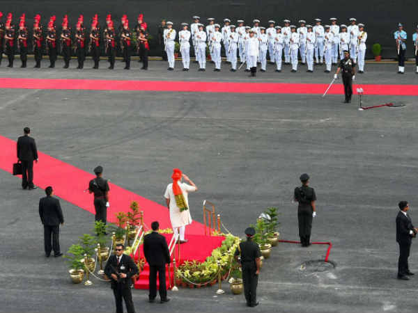 लालकिले में मोदी