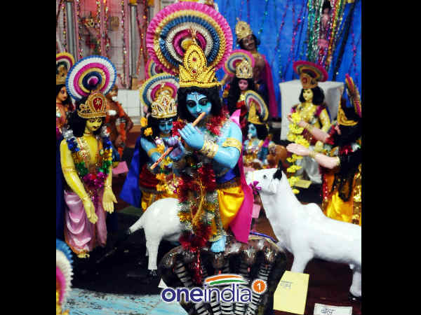धन की प्राप्त‍ि के लिये