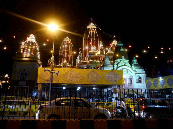 बिड़ला मंदिर जगमगा उठा