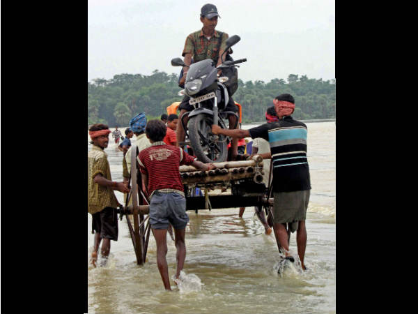 बिहार में बाढ़ बिहार में बाढ़