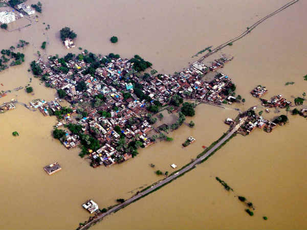 स्कूल हुए जलमग्न 