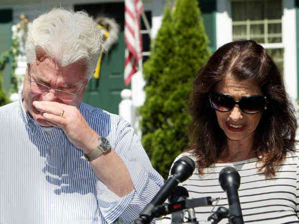 अमेरिका के लिए दोहरी मुसीबत