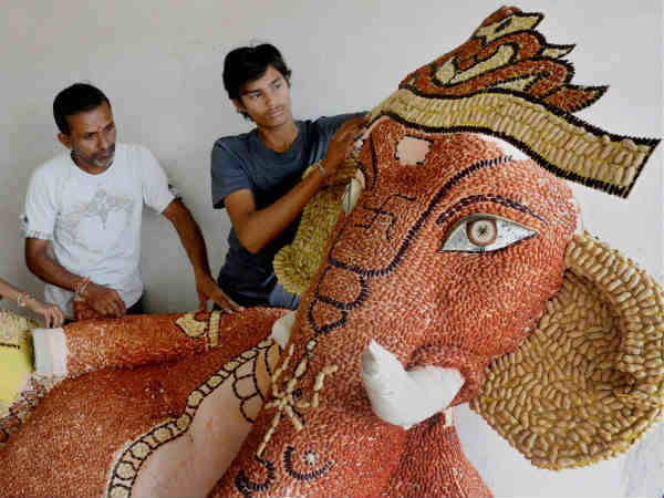 मकान की प्राप्ति हेतु