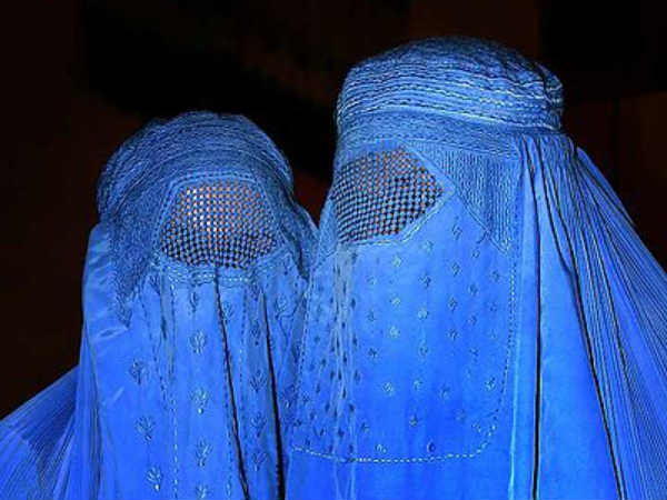 धार्मिक अनुष्ठान में भाग लेना मना