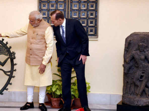 वर्ष 2004 और 2008 में खरीदी मूर्तियां 