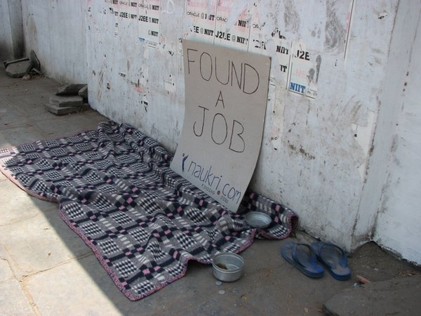 ऐसे भी मिलती है विज्ञापण ऐसे भी मिलती है विज्ञापण