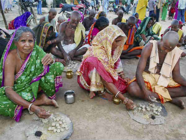निर्णय सिन्धु में- 12 प्रकार के श्राद्धों का उल्लेख मिलता है