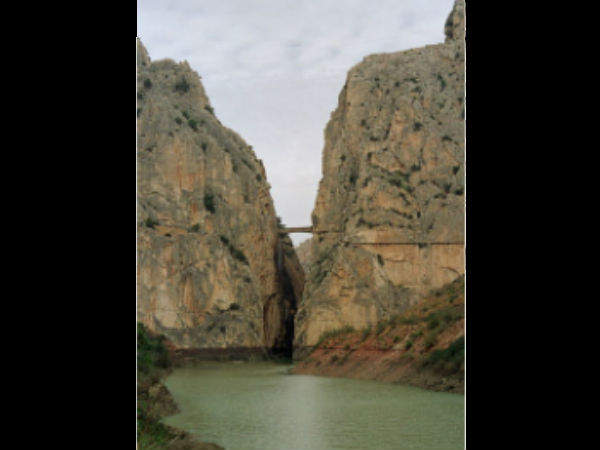 100 साल पुराना पाथवे 