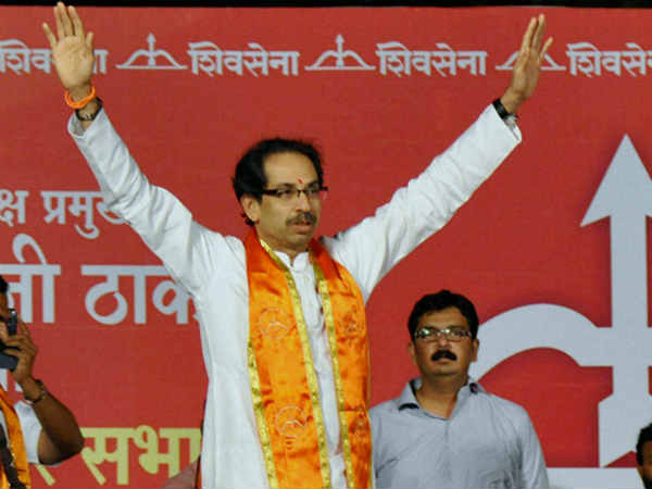 शिवसेना का बीजेपी पर बड़ा हमला शिवसेना का बीजेपी पर बड़ा हमला