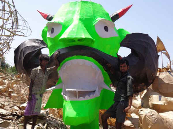 घट गई रावण की लंबाई