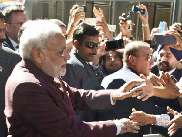 माहौल बनाए पाक