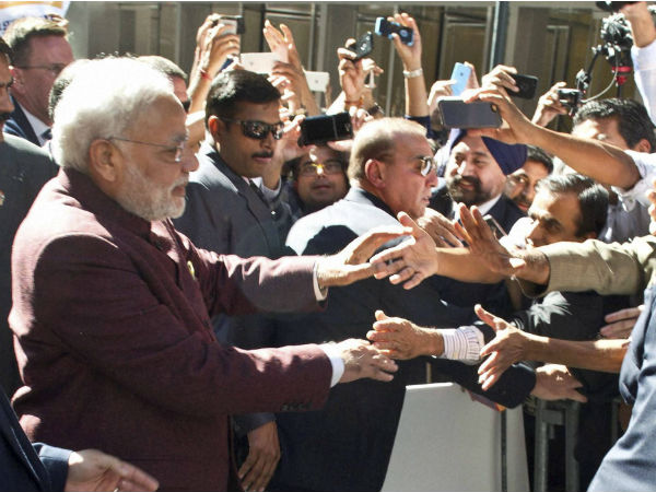 Narendra Modi wades into cheering crowds Narendra Modi wades into cheering crowds