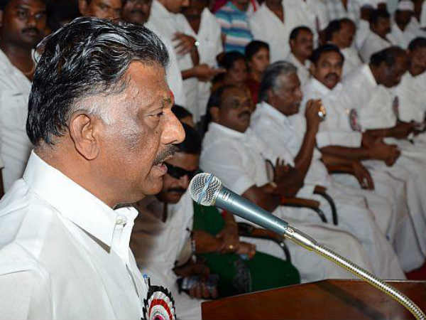Jayalalithaa loyalist Panneerselvam, ministers weep at swearing-in Jayalalithaa loyalist Panneerselvam, ministers weep at swearing-in