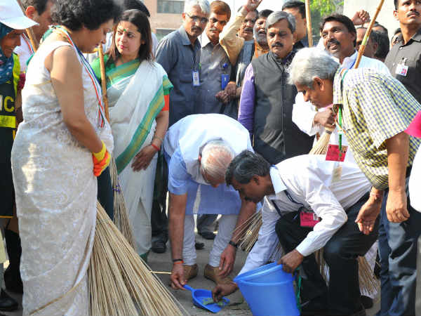 विवादों से रहें दूर 