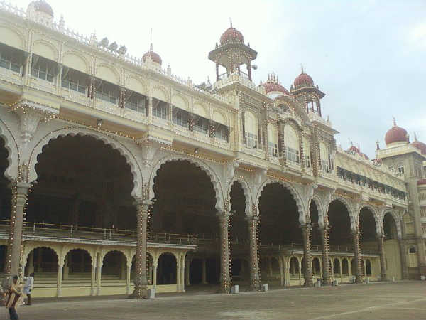 गुड़ियों का संग्रह