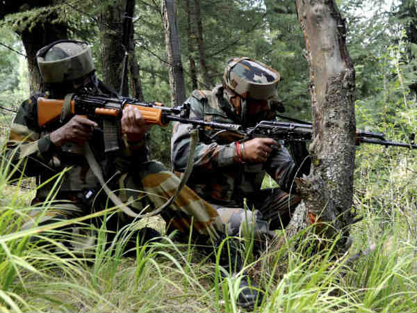 पाकिस्तान ने 4 जवान के मारे जाने की पुष्टि की