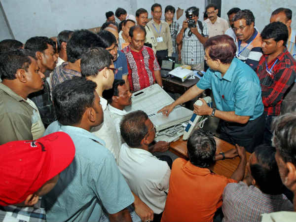 मतगणना बाते लीक नहीं कर सकते 