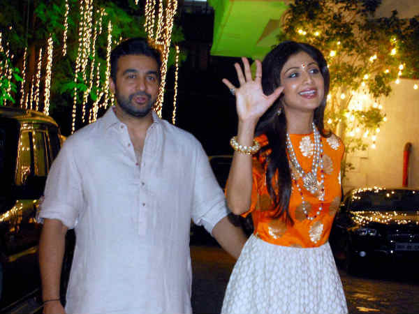 दिवाली पार्टी दिवाली पार्टी