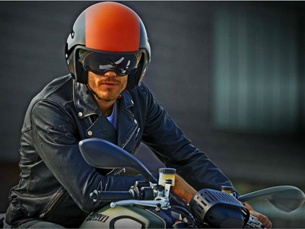 No entry inside government offices to staff, visitors riding without helmet No entry inside government offices to staff, visitors riding without helmet