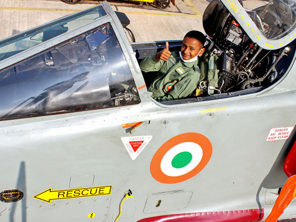 दिवाली पर मिला चंदन को तोहफा दिवाली पर मिला चंदन को तोहफा