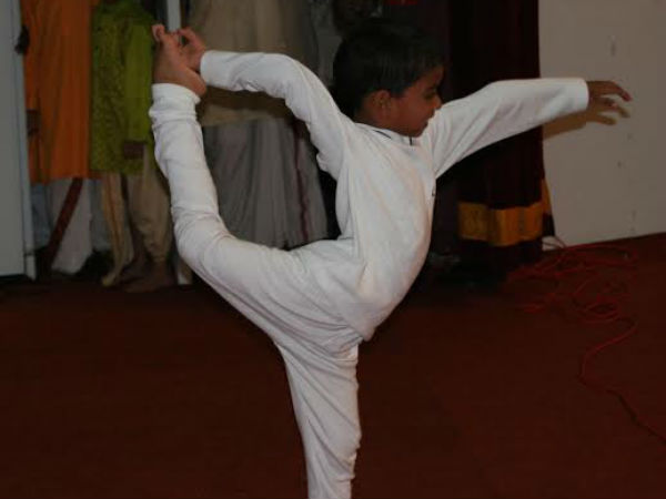 दो साल की उम्र से योगा