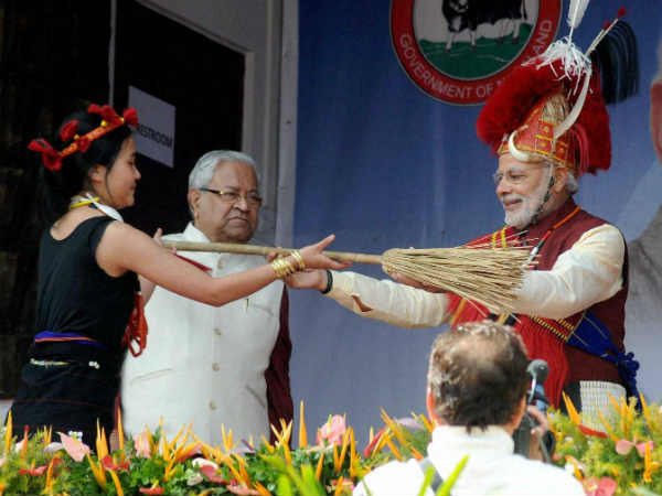 Nagaland to send one lakh brooms to clean Delhi Nagaland to send one lakh brooms to clean Delhi