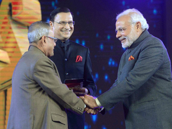 पीएम मोदी-महामहिम प्रणब दा