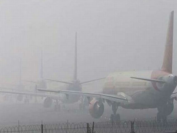 Dense fog disrupts rail, air traffic in Lucknow Dense fog disrupts rail, air traffic in Lucknow