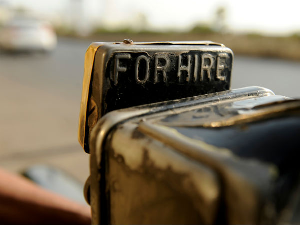 सकते में महिला पत्रकार