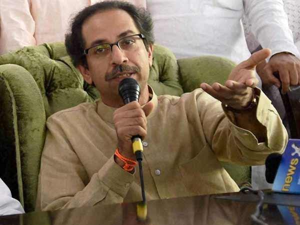 'सामना' में संपादकीय लिखकर बीजेपी को घेरा 