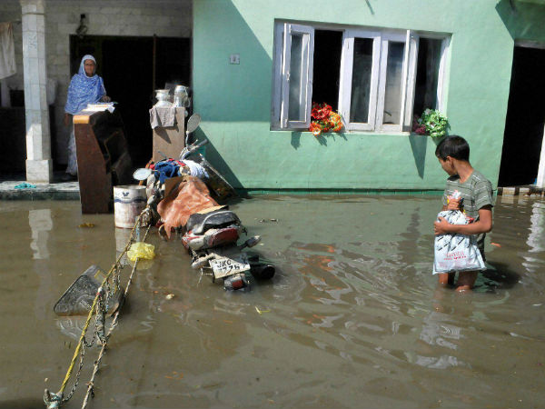 बदल गई घाटी की सूरत बदल गई घाटी की सूरत