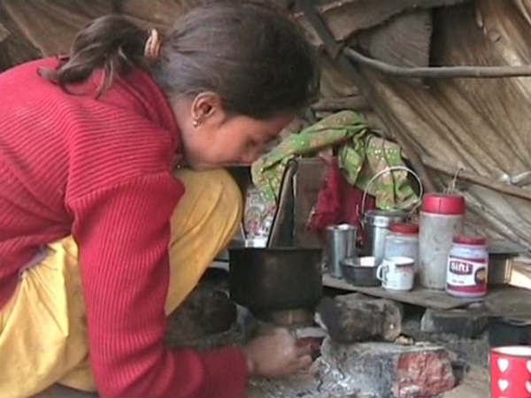 Sonia Gandhi begging in Rajouri