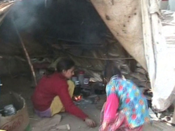 Sonia Gandhi begging in Rajouri
