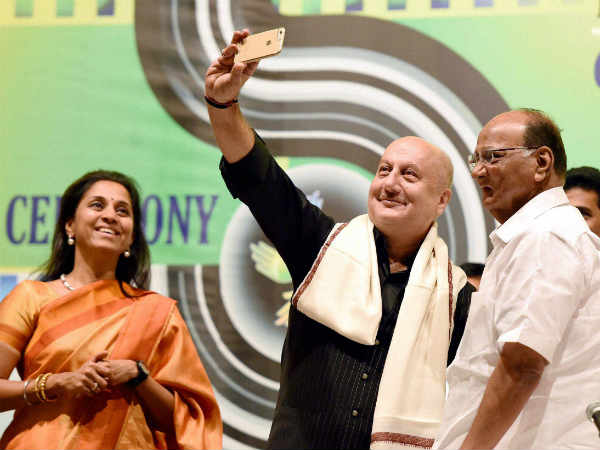 अनुपम खेर